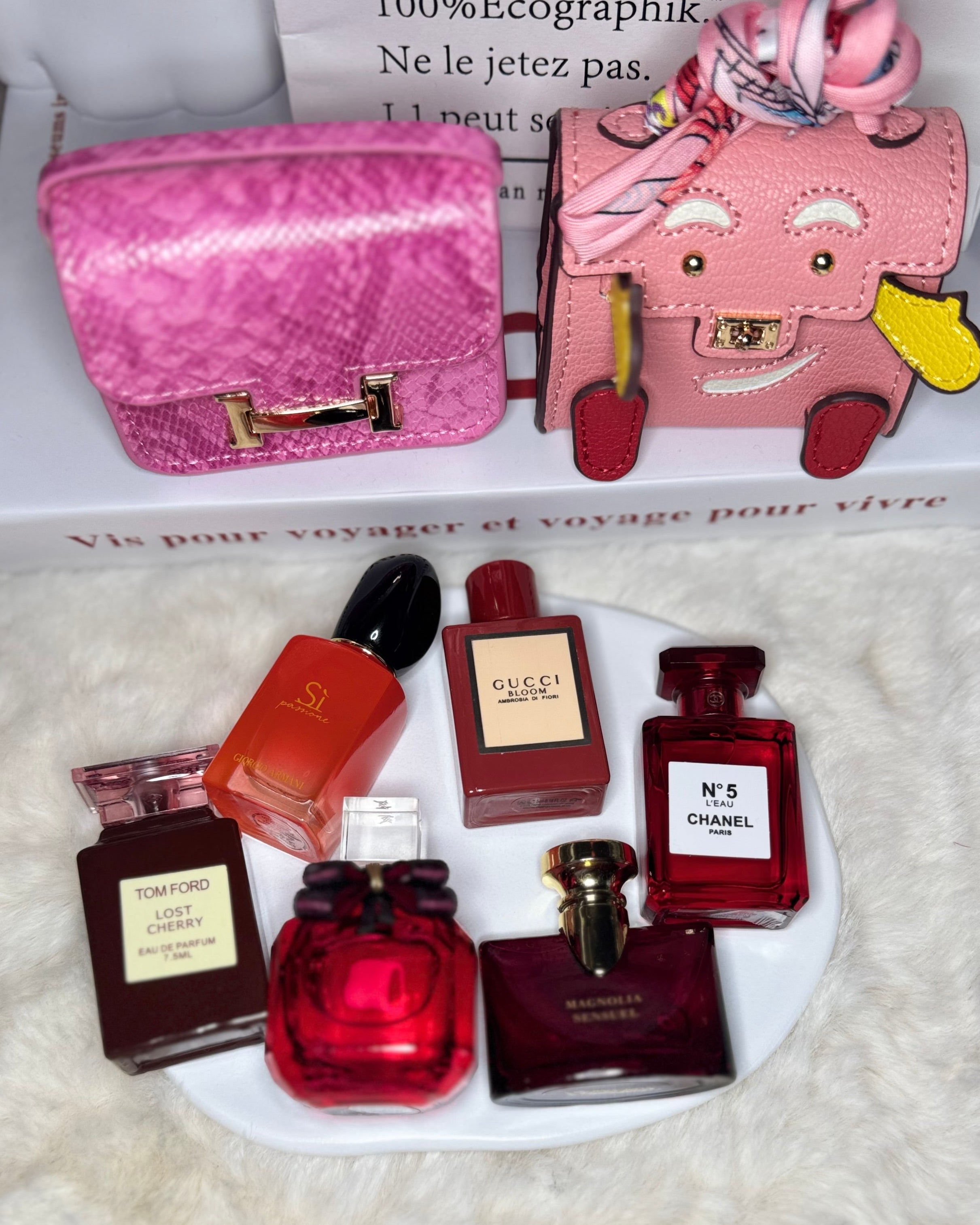 ❤️ Red – The Bold Mini